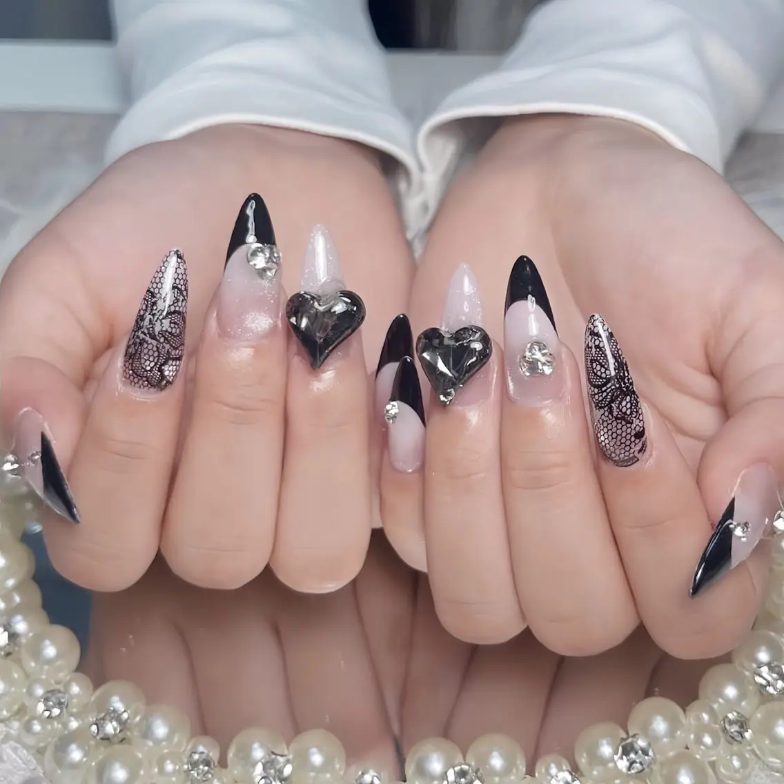 ネイル オーロラネイル 長さ出し フラッシュネイル フレンチネイル ジェルネイル ハンドネイル Amee Nail Salonのネイルデザイン