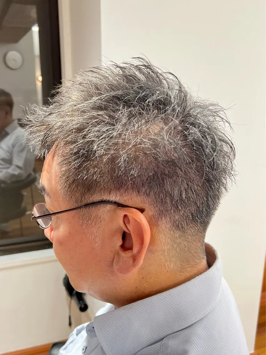 ショート メンズ カット メンズカット✂️ スキンフェード伊藤陸のヘアスタイル