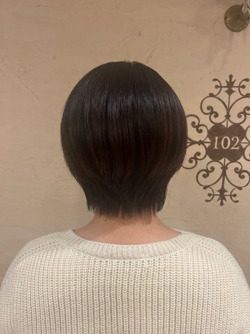 ショート 青山 月香のヘアスタイル