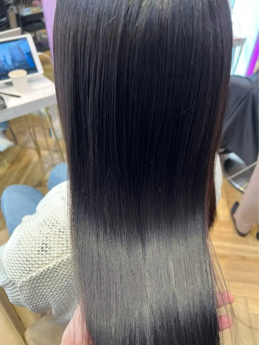 寒色系カラー💙＋内部補修トリートメント✨の写真