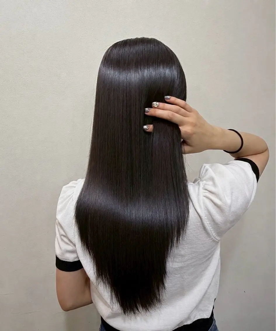 ロング カラー 透明感カラー ヘアカラー トリートメント ここね/暗髪/ 縮毛矯正/モデル募集のヘアスタイル