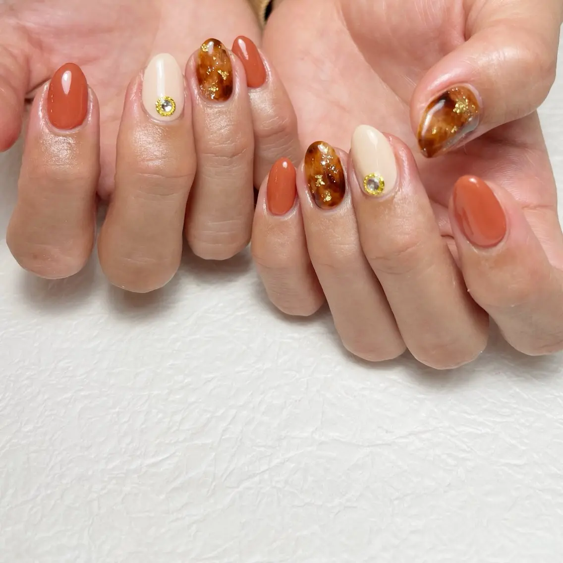 ネイル アートネイル フットネイル ジェルネイル キラキラネイル 韓国ネイル ハンドネイル Y nail なんば堀江店のネイルデザイン