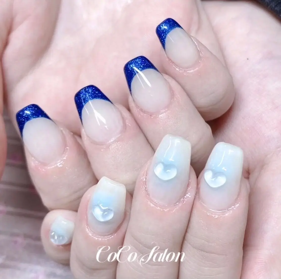ネイル ブルー チークネイル フレンチネイル ジェルネイル ハート CoCo Salon ネイル/睫毛/脱毛のネイルデザイン