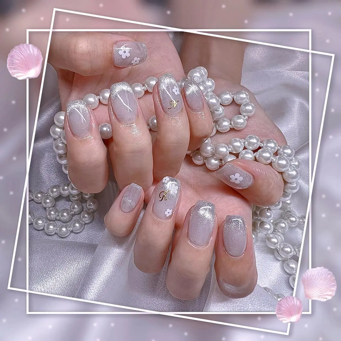 ネイル フレンチネイル キラキラネイル 韓国ネイル マグネットネイル マグネットフレンチ ハンドネイル Chill Nailsalonのネイルデザイン