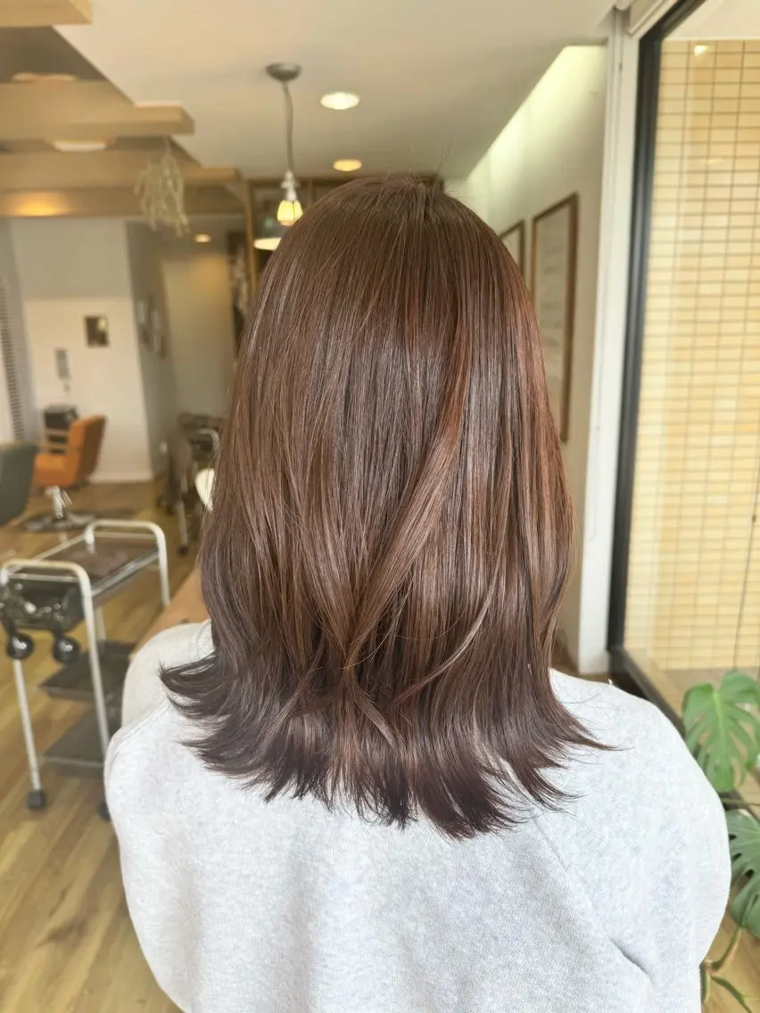 セミロング カラー カット ヘアカラー トリートメント ツキダテ ユイのヘアスタイル