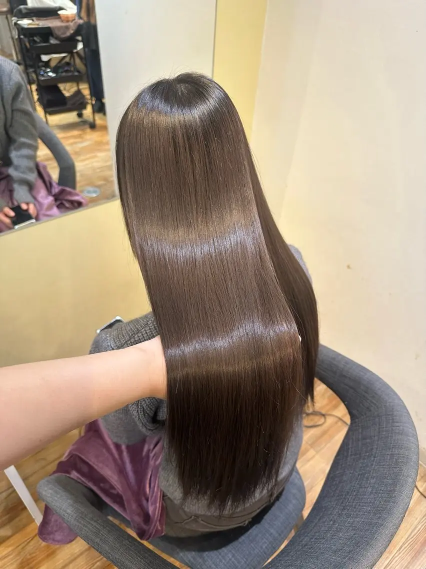 ロング トリートメント 透明感/赤み消し reikoのヘアスタイル