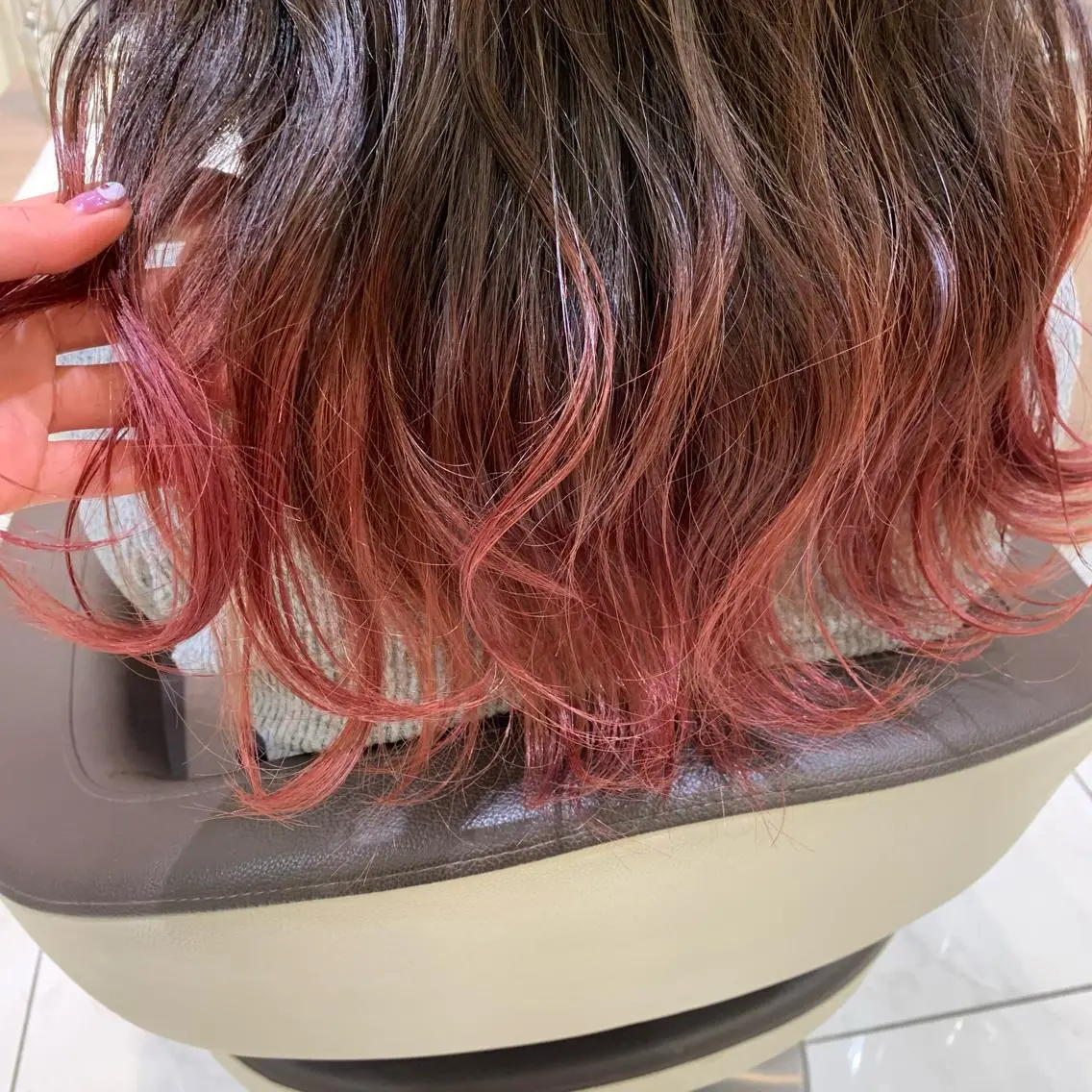 ロング カラー ヘアアレンジ 小白井 由美のヘアスタイル