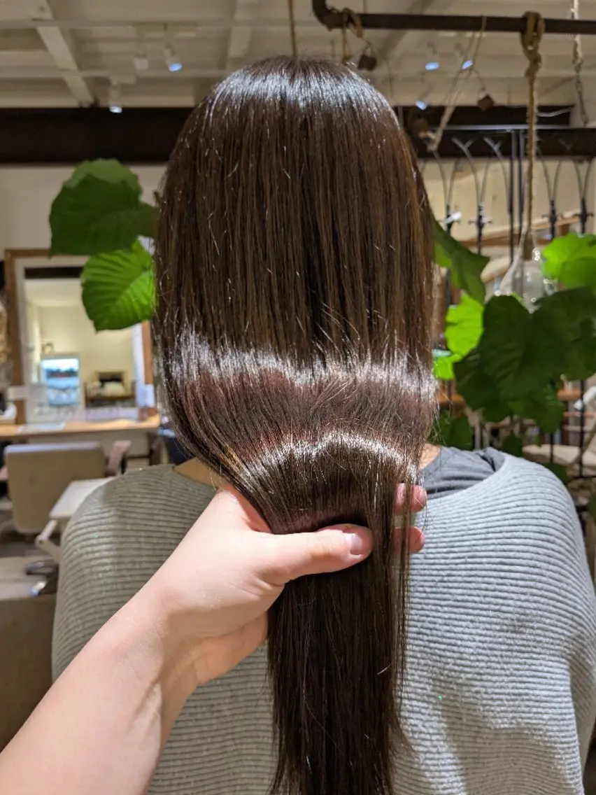 ロング ヘアカラー Spring Akariのヘアスタイル