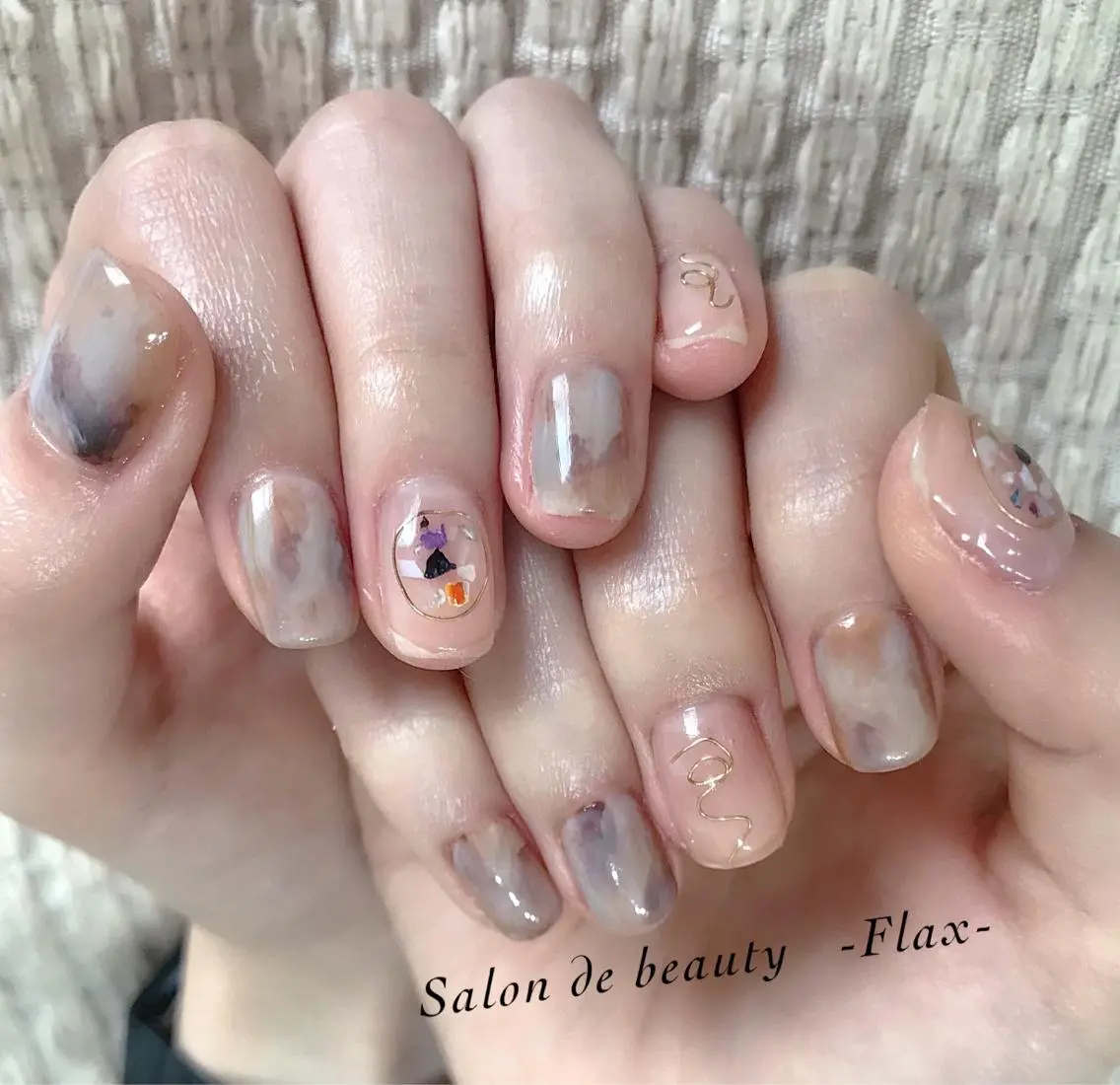 ネイル elu ：nail＆eyeのネイルデザイン