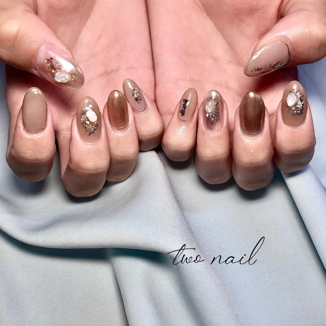 ネイル アートネイル ブラウン フットネイル ハート ニュアンスネイル two nailのネイルデザイン