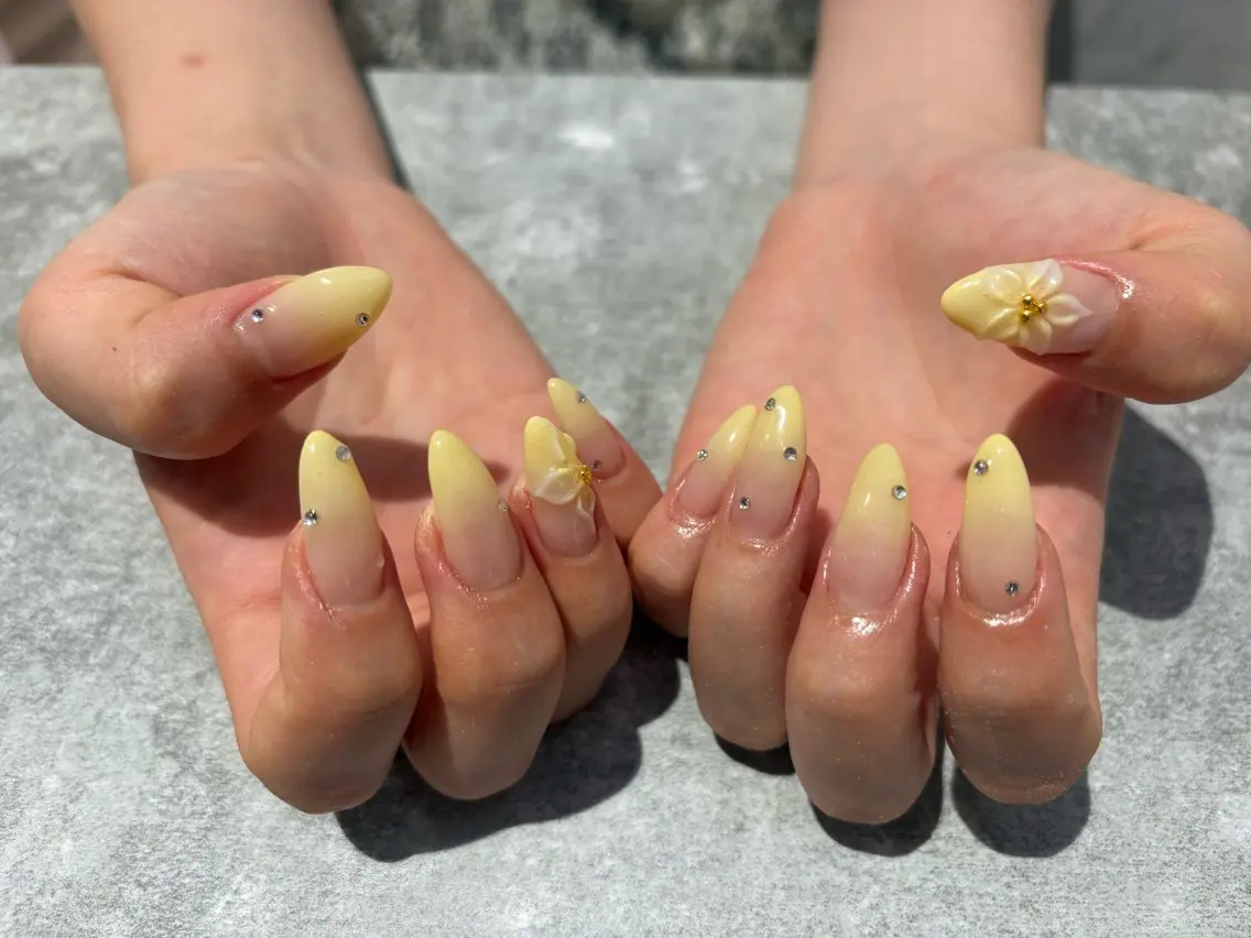 ネイル ハンドネイル Nail Ann safuのネイルデザイン