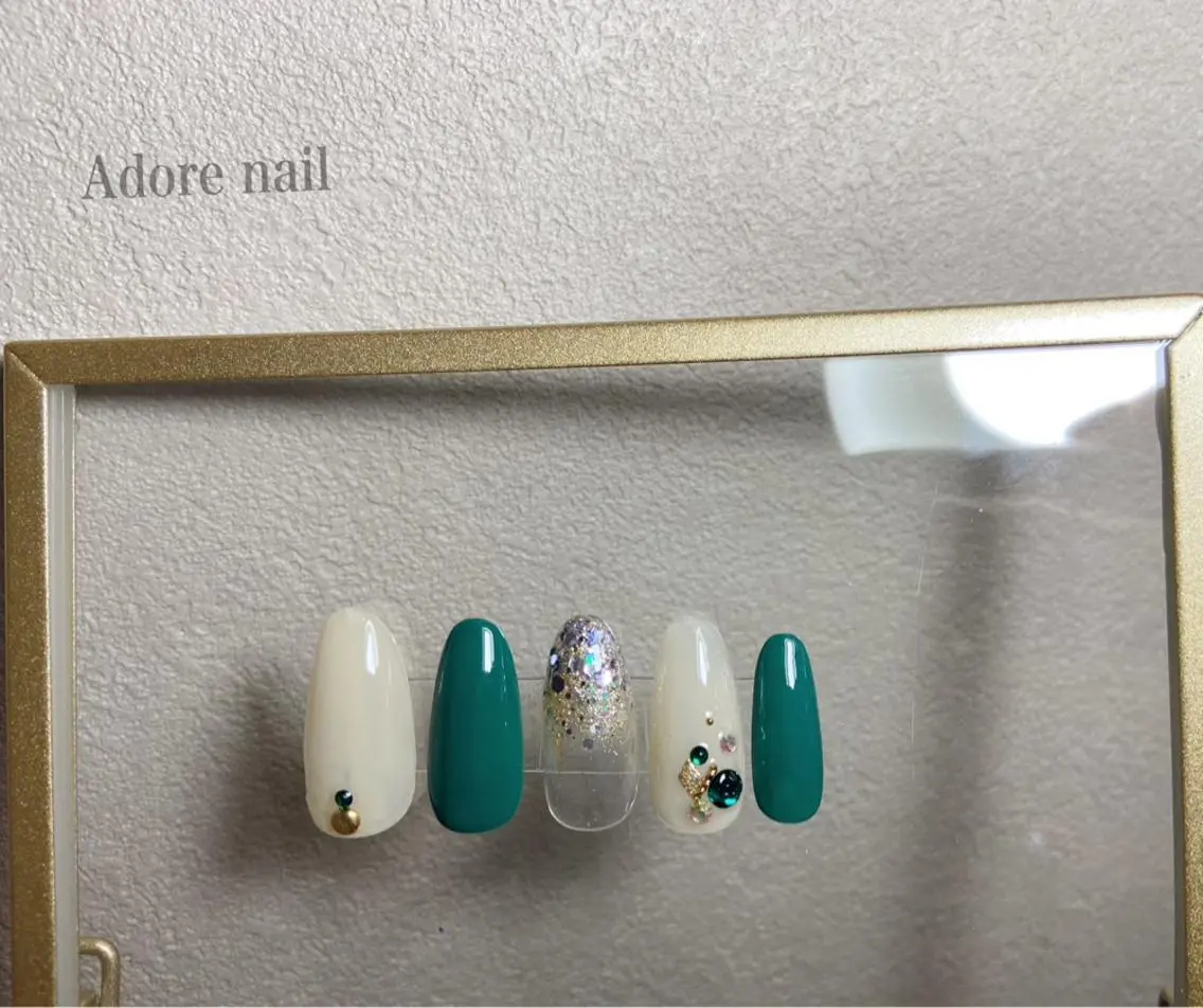 カラー ネイル マツエク・マツパ テラコッタ クリアネイル マグネットネイル ミラーネイル ニュアンスネイル Adore nailのネイルデザイン