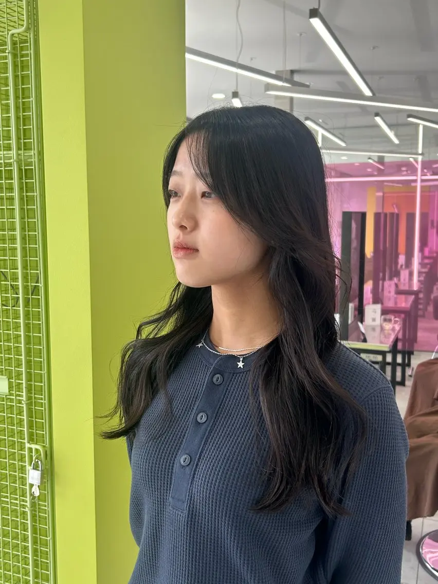 ロング 🌿‬髪質改善カラー 菊池梨麻🌿‬のヘアスタイル