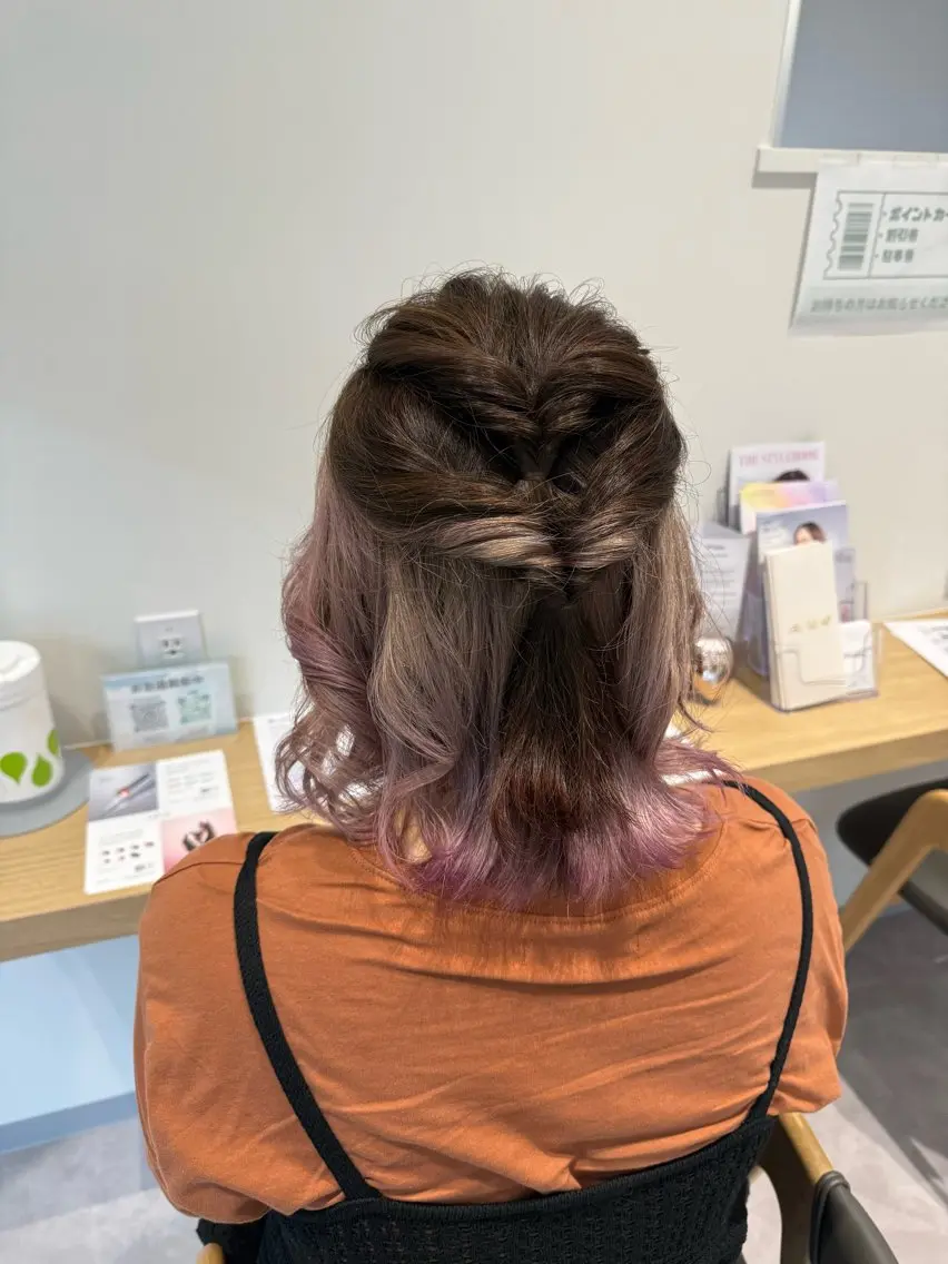 カラー ベージュカラー インナーカラー ミルクティーベージュ ピンクカラー ボブ カット ヘアカラー トリートメント 長谷川 紗羅のヘアスタイル