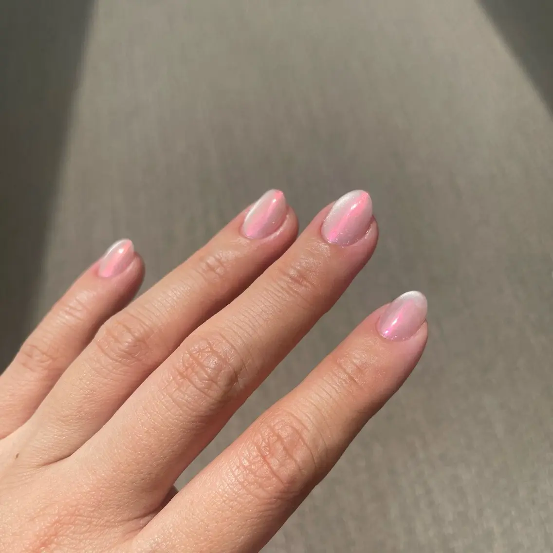 ネイル Rika🌼 シンプル•マグネットのネイルデザイン