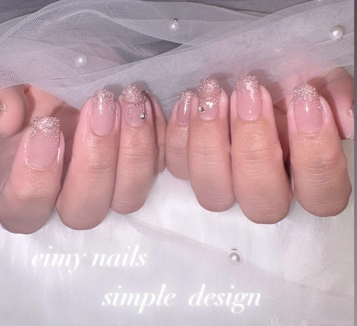 ネイル グラデーション ラメ(グリッター) ラメグラデーション オフィスネイル シンプルネイル ハンドネイル eimy nails♡のネイルデザイン