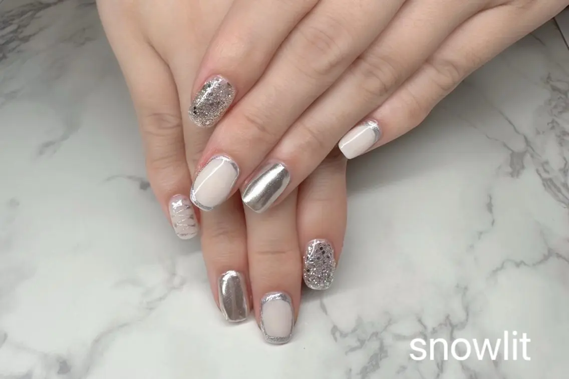 ネイル SNOW LITのネイルデザイン