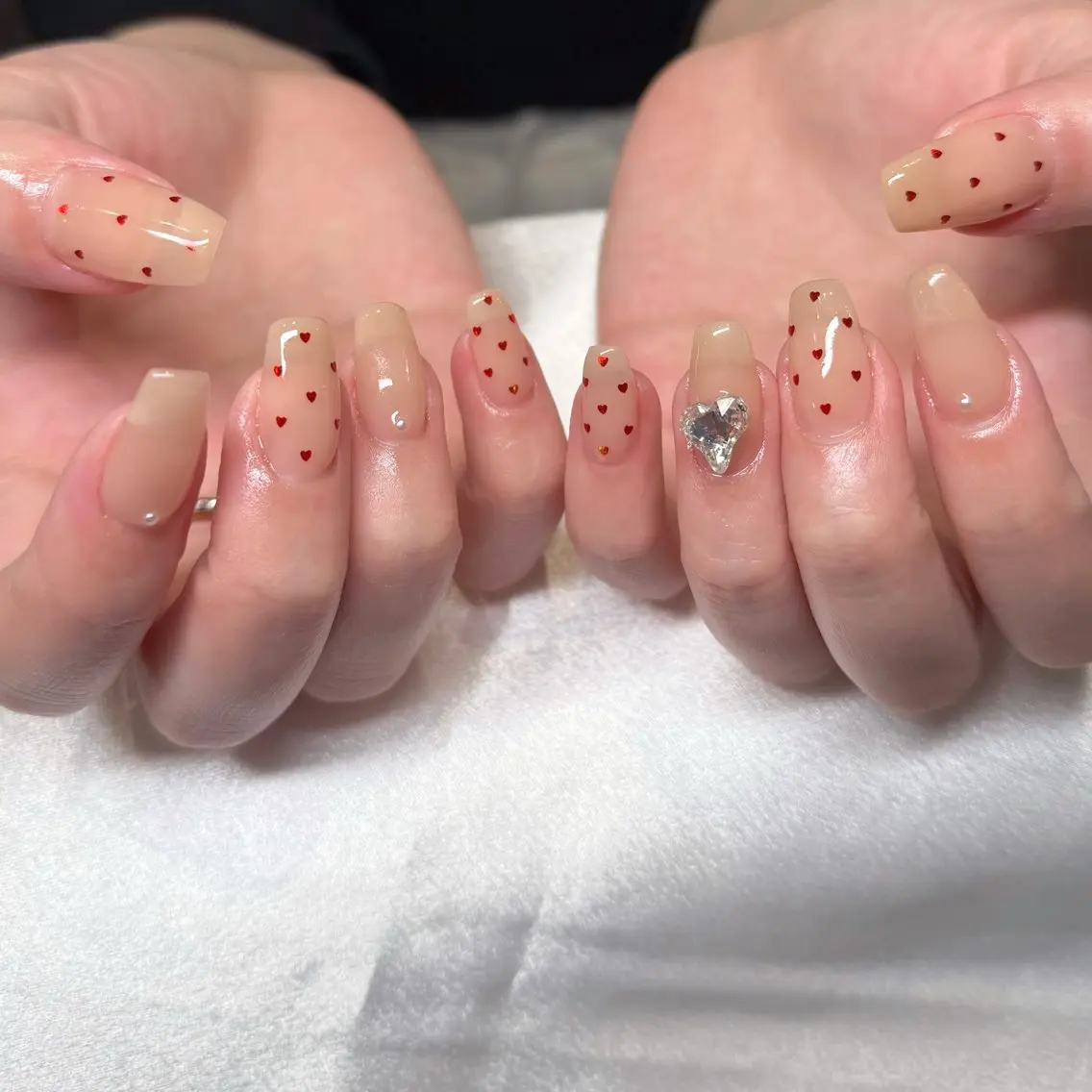 ネイル ハート ハンドネイル mau🩵 堺筋本町nailのネイルデザイン