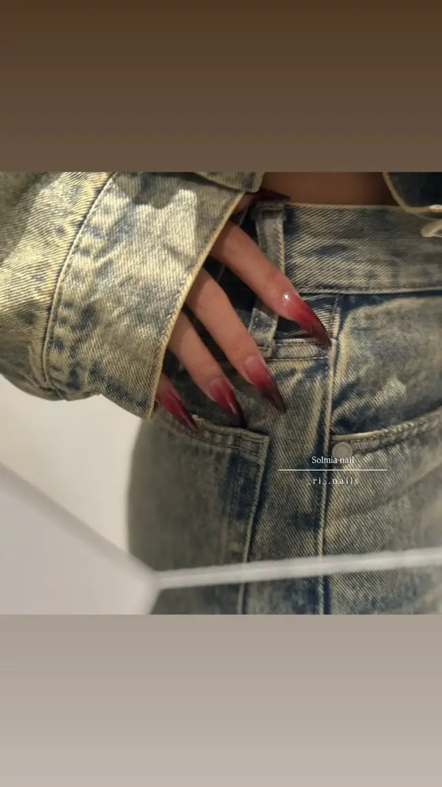 ネイル ハンドネイル . Linaのネイルデザイン
