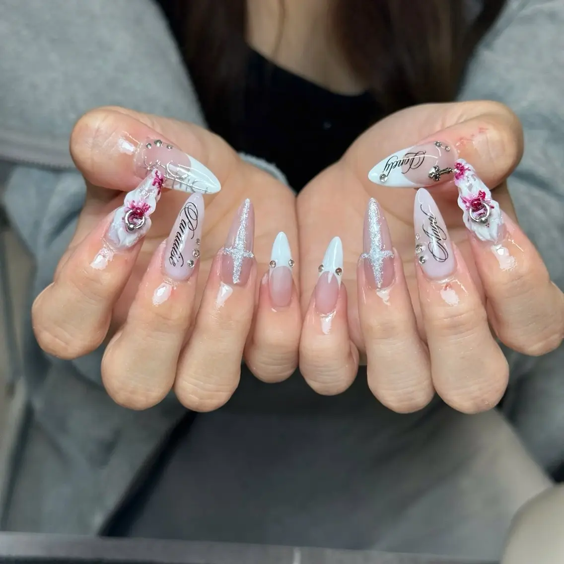 ネイル フレンチネイル 韓国ネイル マグネットネイル ニュアンスネイル ワンカラーネイル ハンドネイル Noél_ Rikiのネイルデザイン