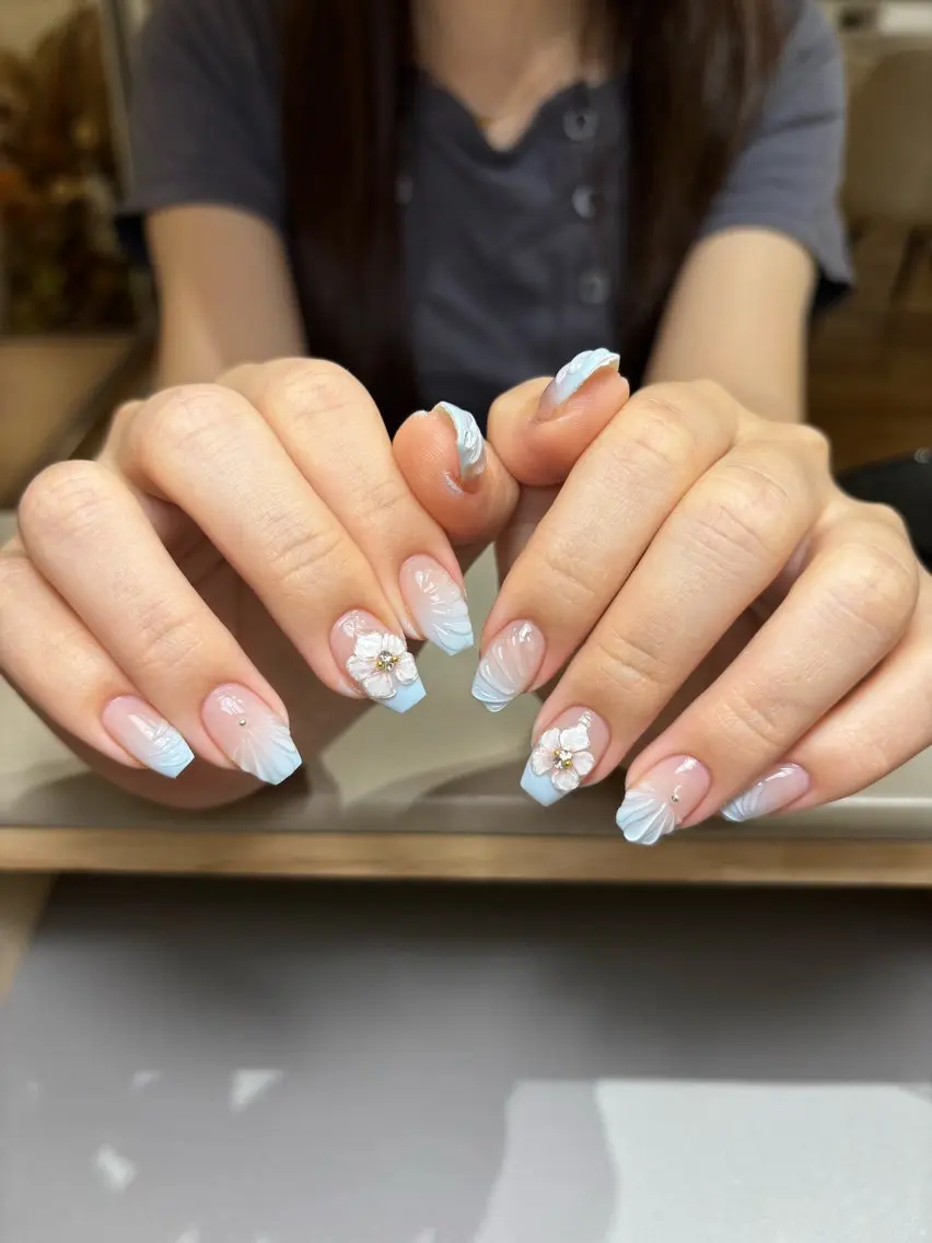 ネイル フットネイル フレンチネイル グラデーション 氷ネイル・うるうるネイル 韓国ネイル ハンドネイル Mixx Nail_ Studioのネイルデザイン