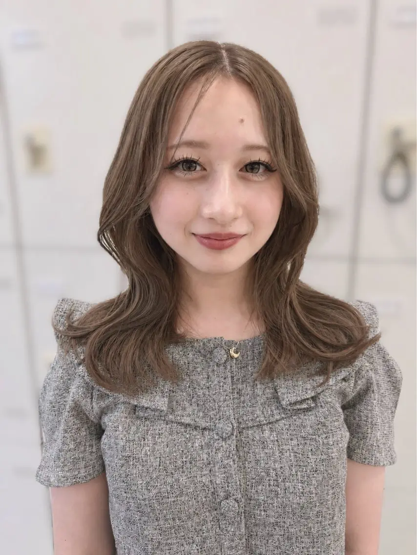 🌿赤みを抑えるオリーブカラー×似合わせカットの写真