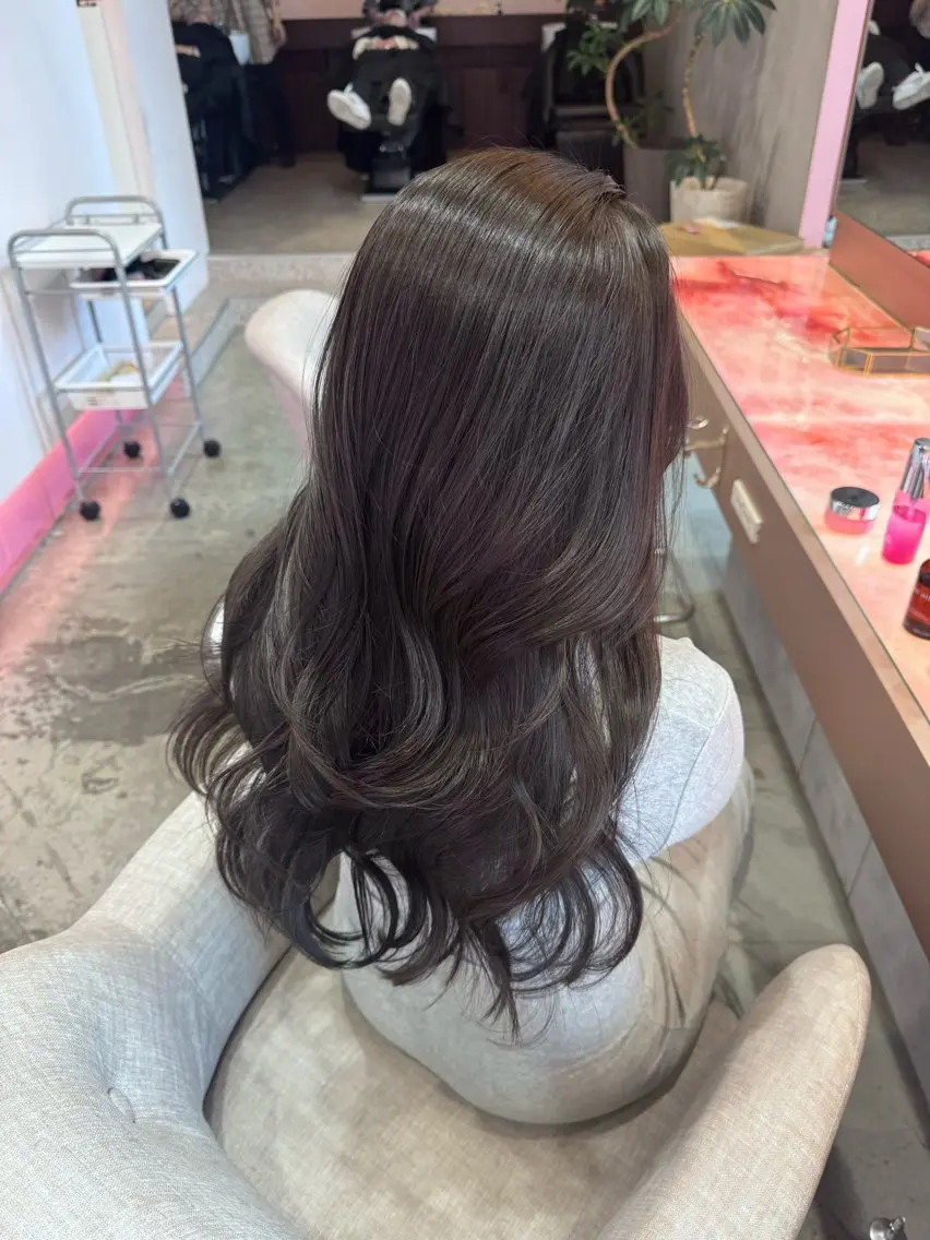 ロング 艶カラー✨レイヤー 𝐚𝐲𝐚𝐤𝐚のヘアスタイル