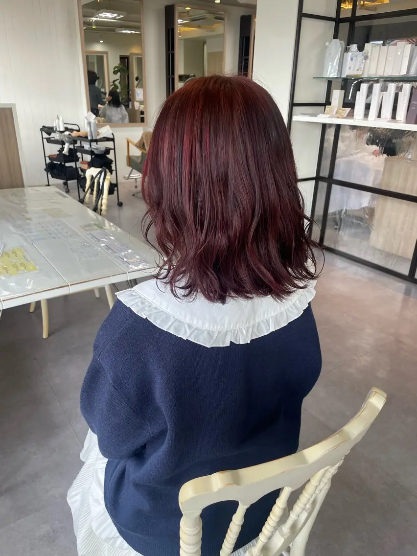 ミディアム 高橋 真歩のヘアスタイル