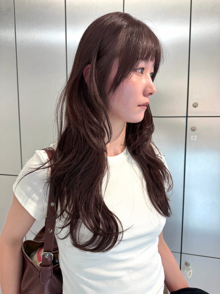 ロング カラー ベージュカラー ブリーチ ケアブリーチ デザインカラー ダブルカラー カット ヘアカラー TATSUハイトーン ミルクティーベージュのヘアスタイル