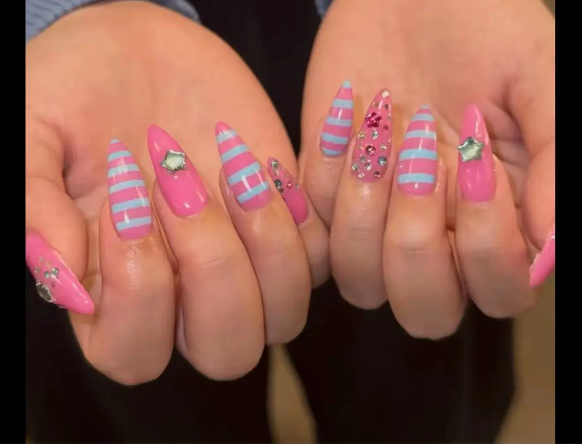 ネイル ハンドネイル NiJi Nailsのネイルデザイン