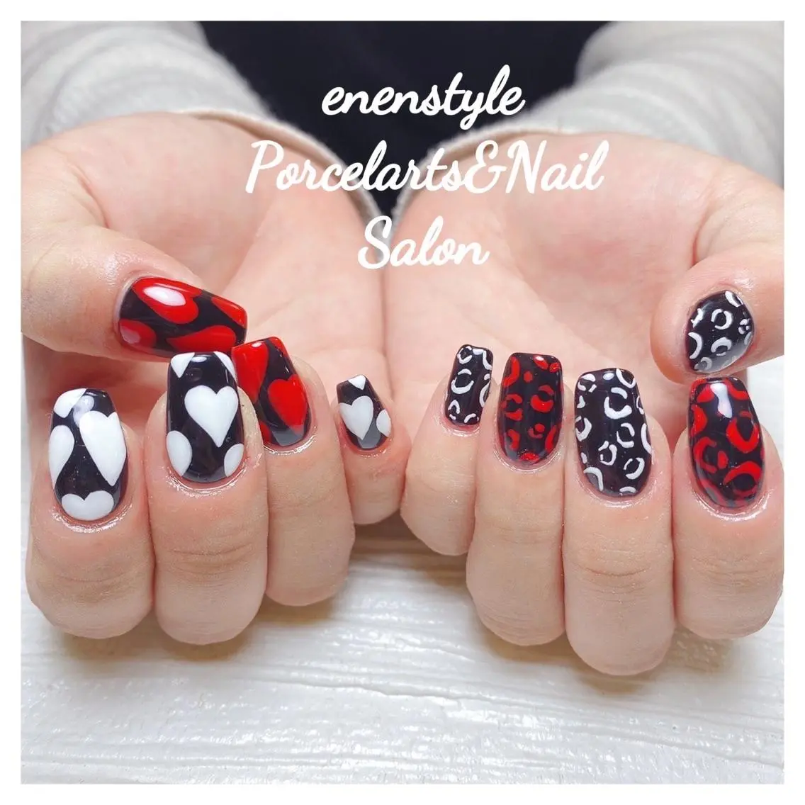ミディアム ネイル 🐾enen style 🐾のネイルデザイン