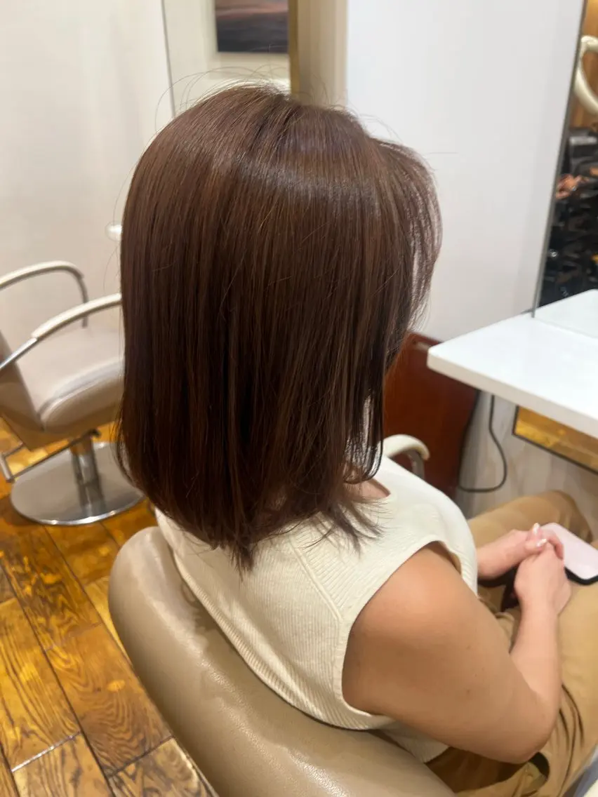 ミディアム カラー コバヤシ ユメのヘアスタイル
