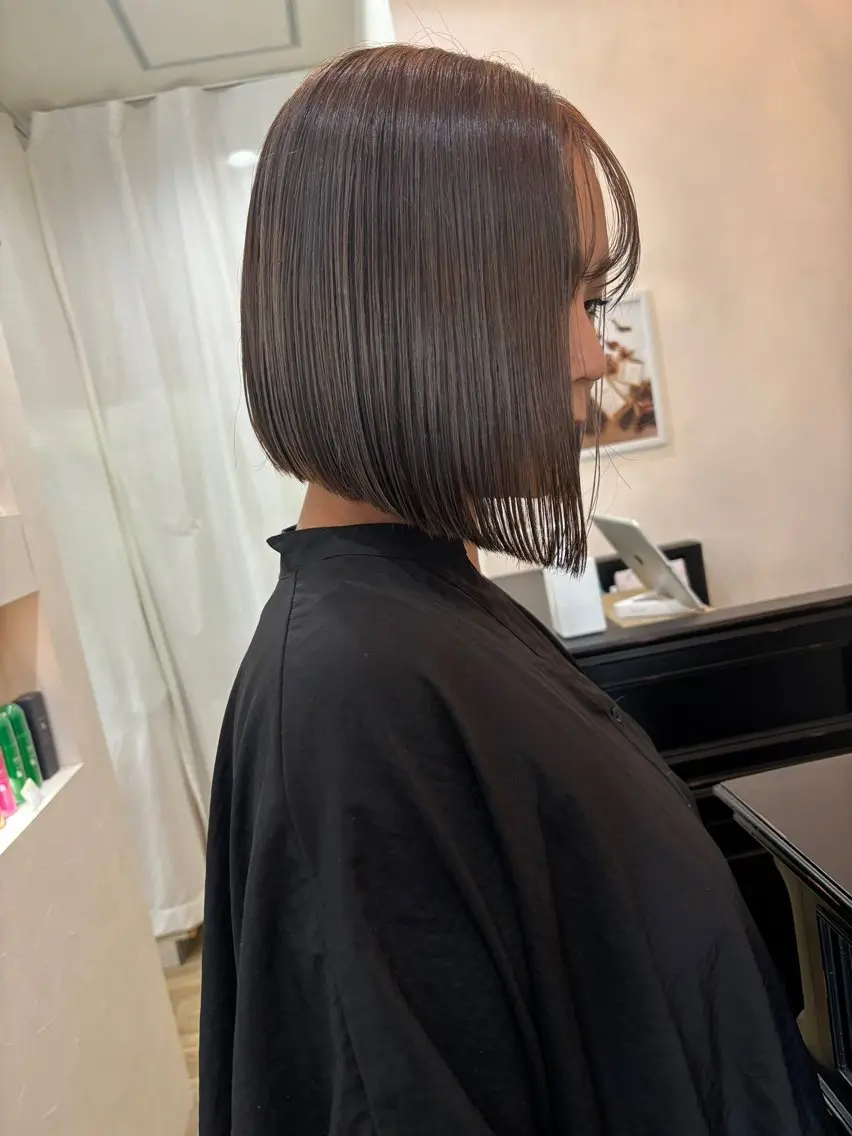 ショート カラー イルミナカラー カット ヘアカラー grand juteのヘアスタイル