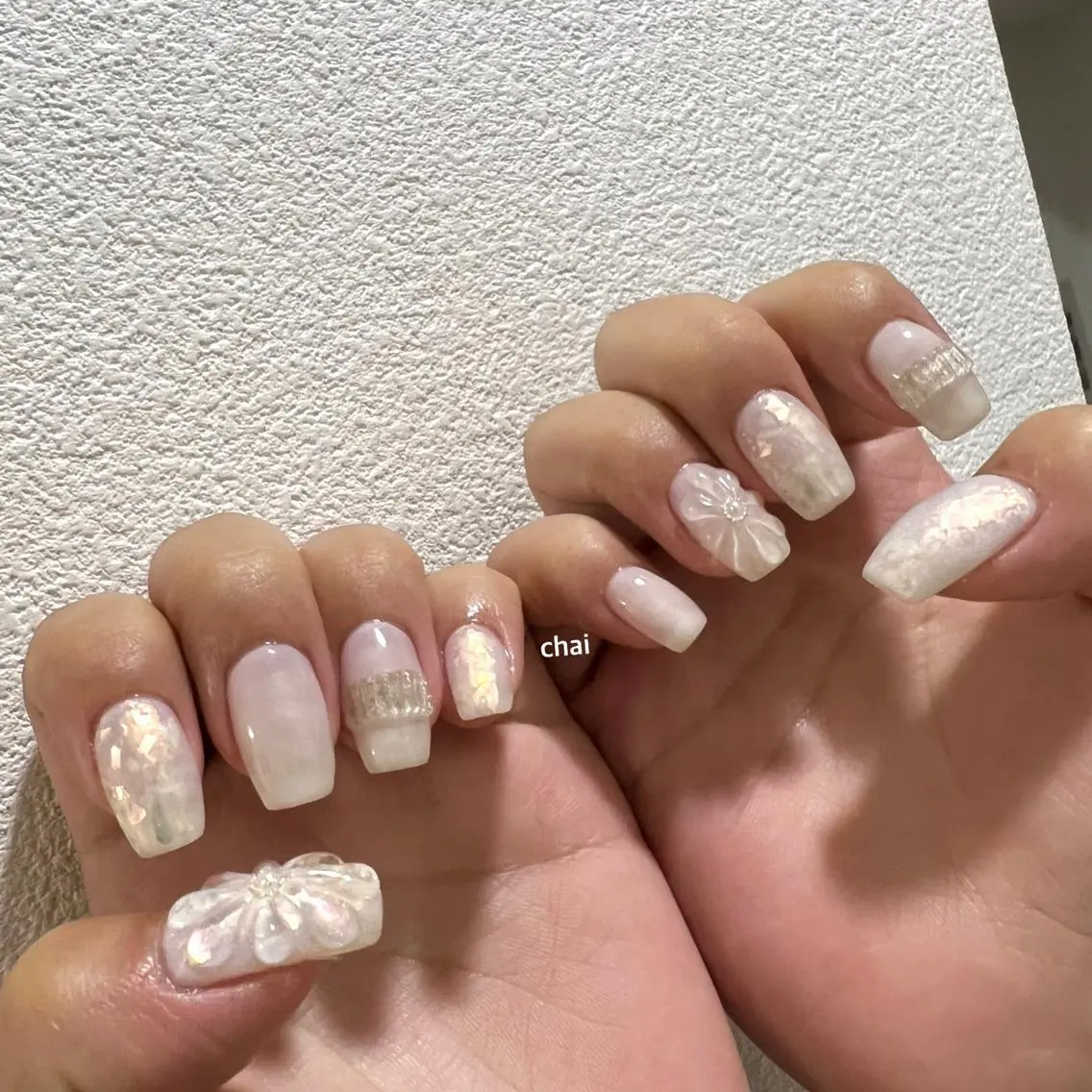 ネイル オーロラネイル フラワーネイル マグネットネイル ぷっくりネイル ハンドネイル chai nail _ai📍鶴橋のマツエク・マツパデザイン
