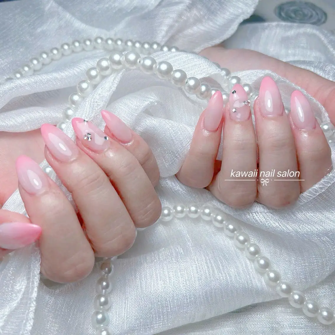ネイル チークネイル ドット フットネイル フレンチネイル グラデーション Kawaii _Nailのネイルデザイン