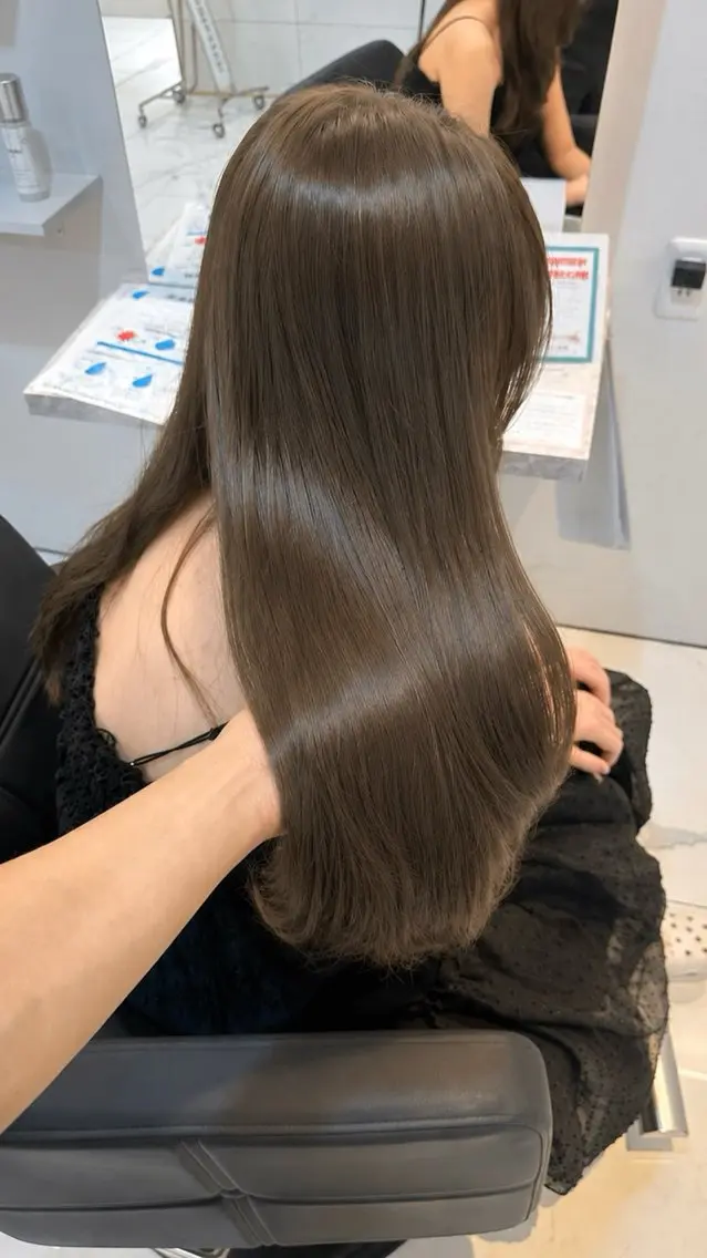セミロング 髪質改善 ヘアカラー トリートメント 心斎橋/艶髪カラー /レイヤーカットのヘアスタイル