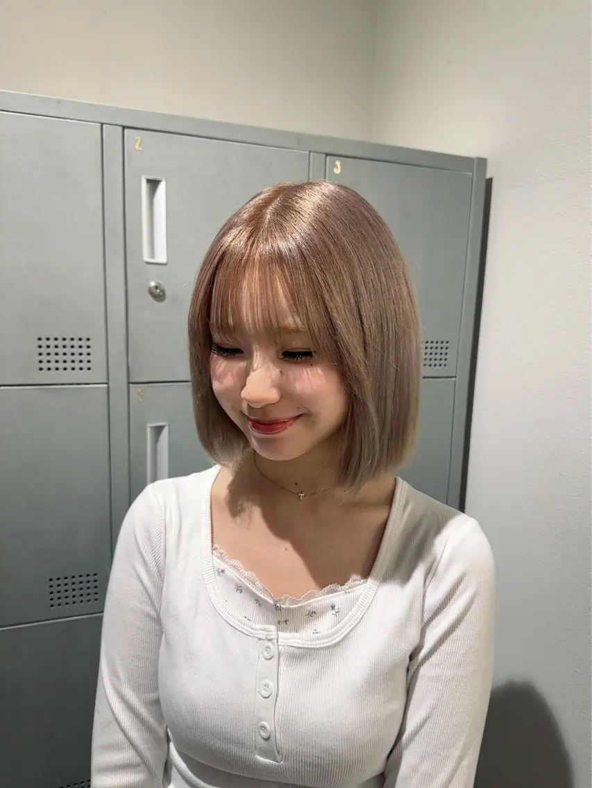 ショート ヘアカラー 透明感カラー/レイ ヤーカット/KaHoのヘアスタイル