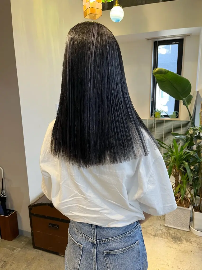 ミディアム カラー ブリーチ ハイライトカラー ハイライト カット ヘアカラー トリートメント 🩷ハイトーン透明感 レイヤー🩷ユリカのヘアスタイル
