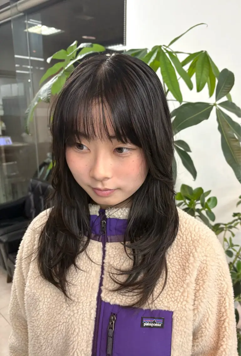ロング 顔周りカット レイヤーカット カット 月野涼風 /レイヤーカットのヘアスタイル