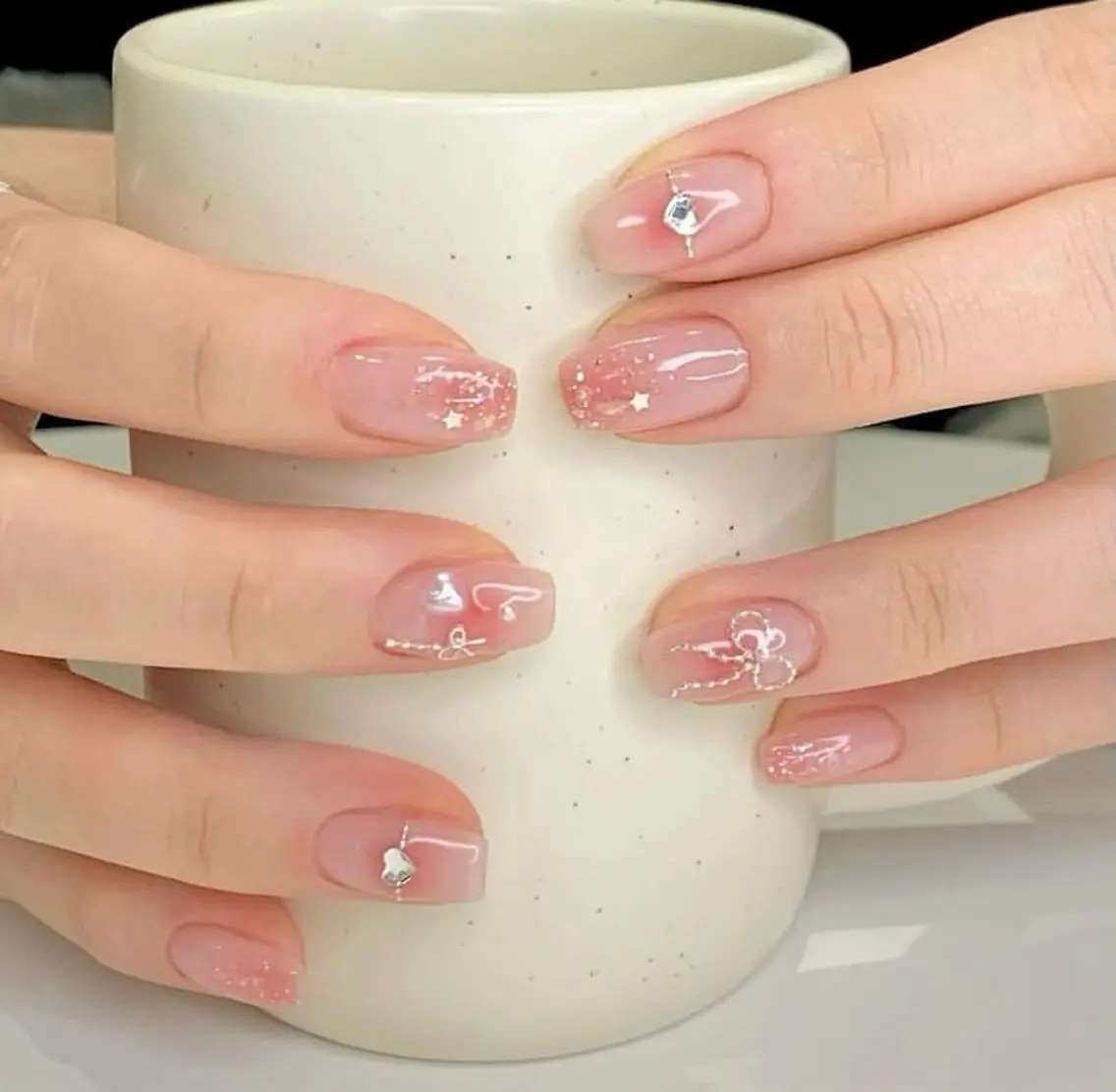 ネイル フレンチネイル ジェルネイル 韓国ネイル マグネットネイル マグネットフレンチ akina nailsのネイルデザイン
