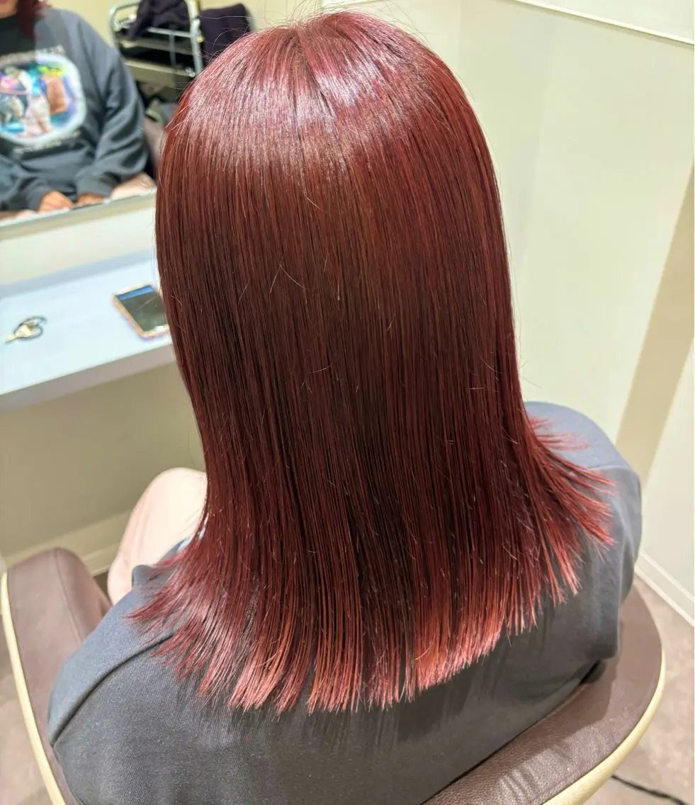 セミロング カラー ブリーチ ボルドーカラー レッドカラー ボブ カット ヘアカラー トリートメント Yuuki🌷名古屋 栄 カラー/ボブのヘアスタイル