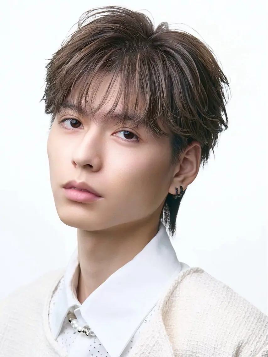 ショート カラー パーマ メンズ 渡部 武瑠のヘアスタイル