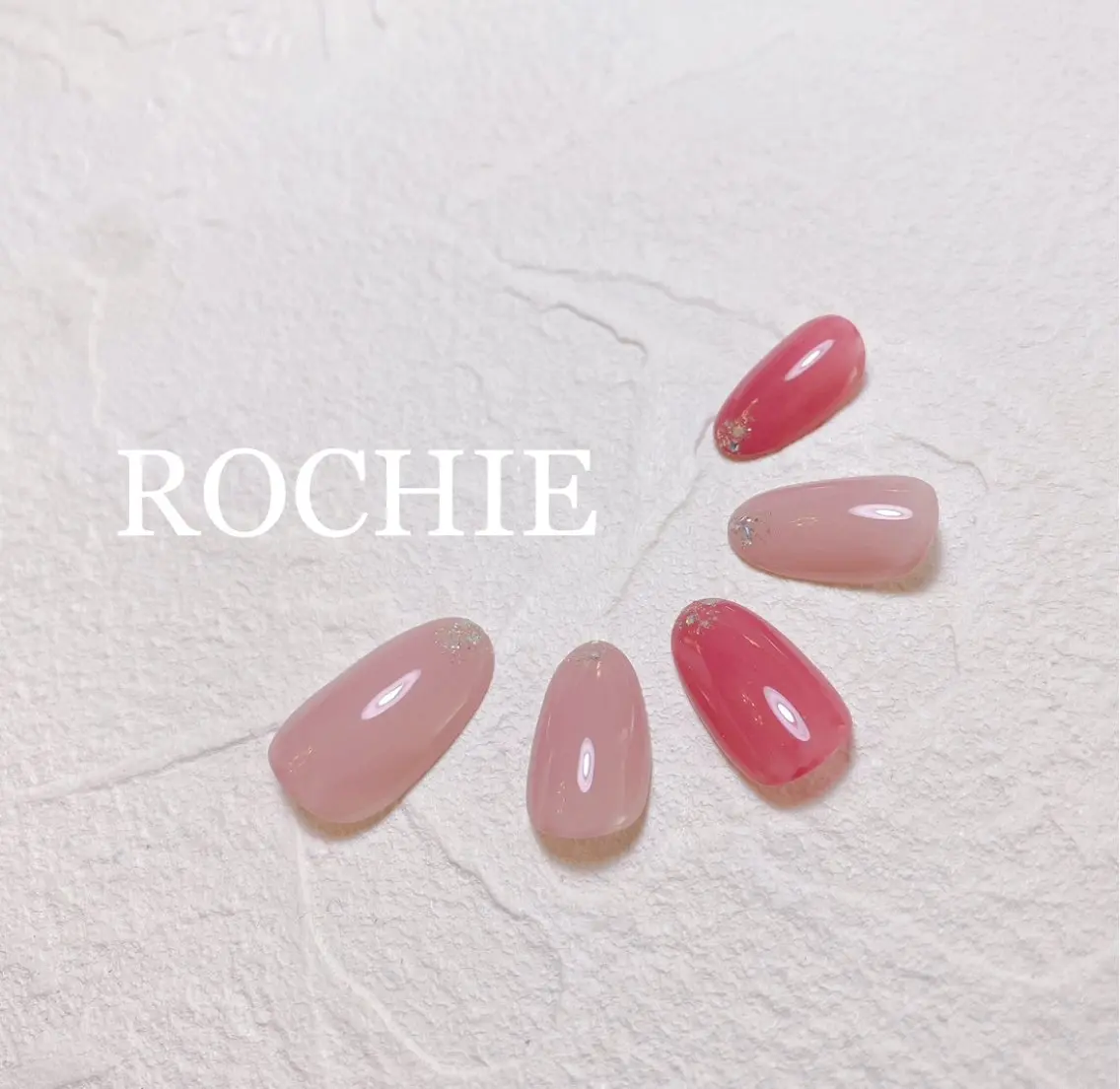 ネイル ROCHIE ロキエ(まなみ)のネイルデザイン