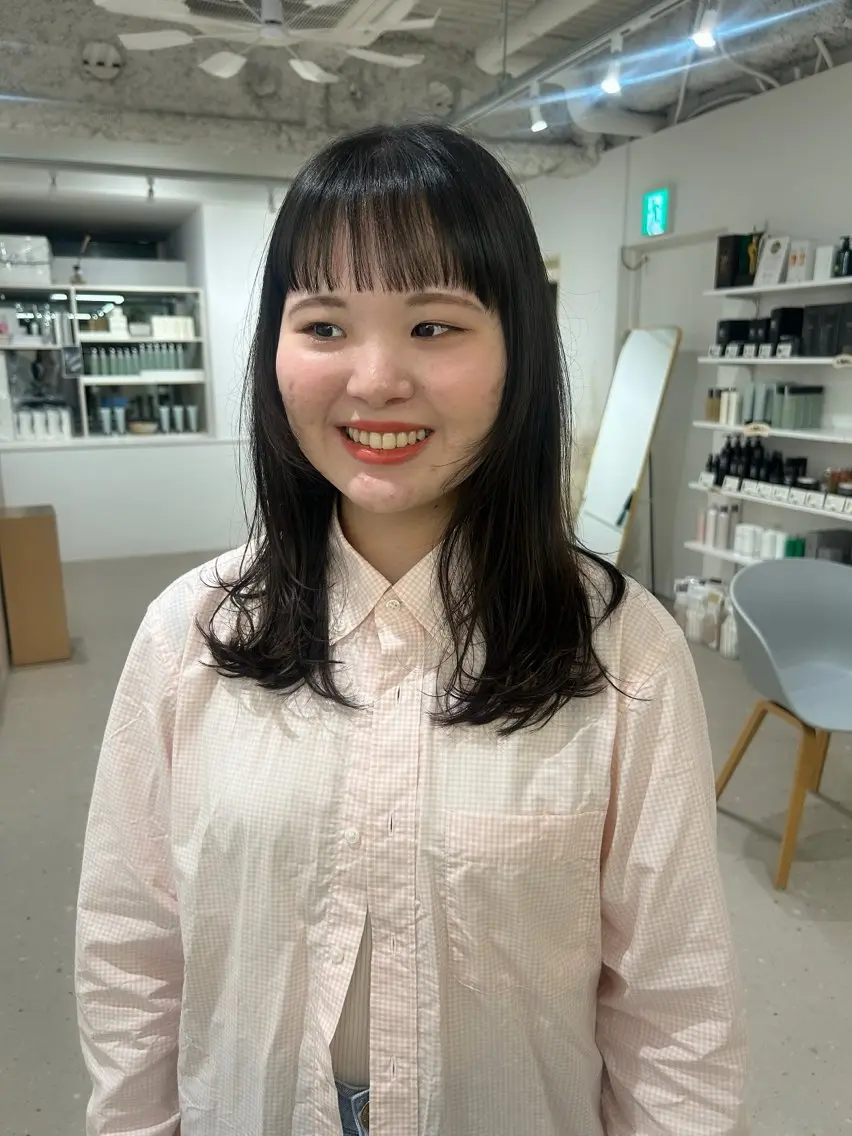 ロング レイヤーカット 髪質改善/艶カラー /透明感/石田桃子のヘアスタイル