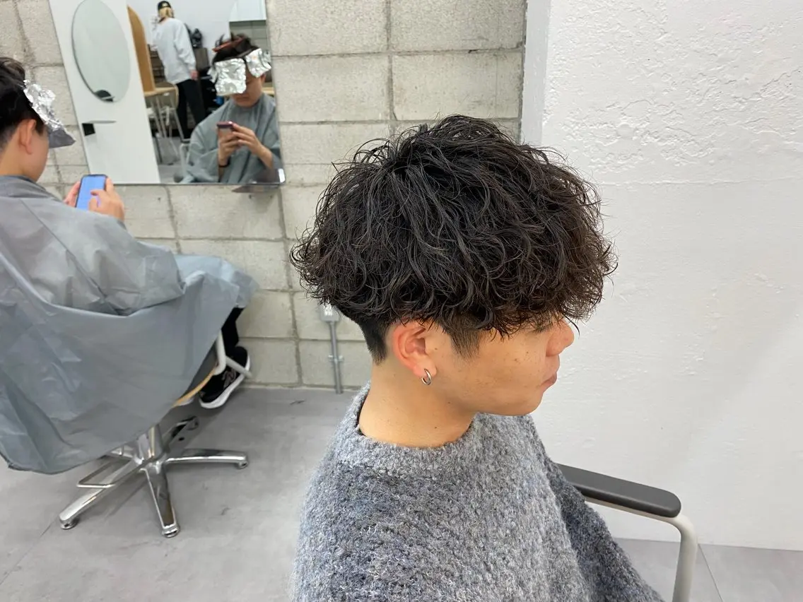 パーマ メンズ メンズパーマ 波巻きパーマ カット パーマ メンズパーマ外屋敷 航のヘアスタイル