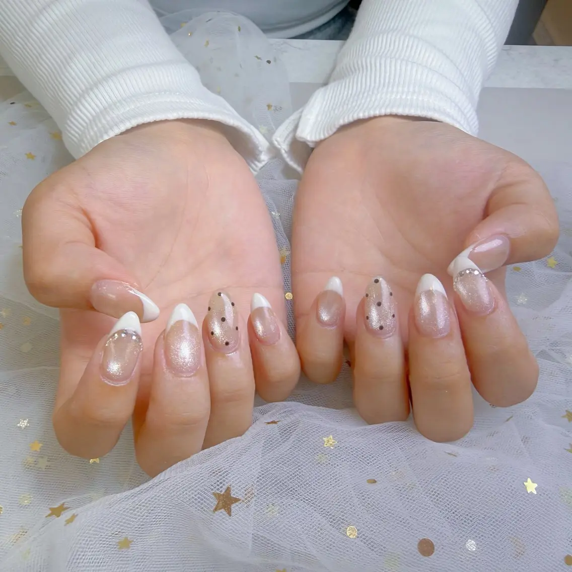 ネイル フレンチネイル マグネットネイル マグネットフレンチ 持ち込み U.MI Nail Salonのネイルデザイン