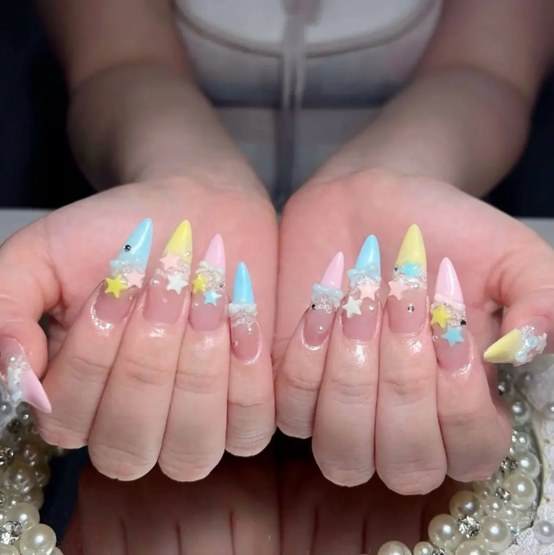 ネイル アートネイル ボルドー フレンチネイル ジェルネイル 氷ネイル・うるうるネイル ハンドネイル Julie NailSalonのネイルデザイン