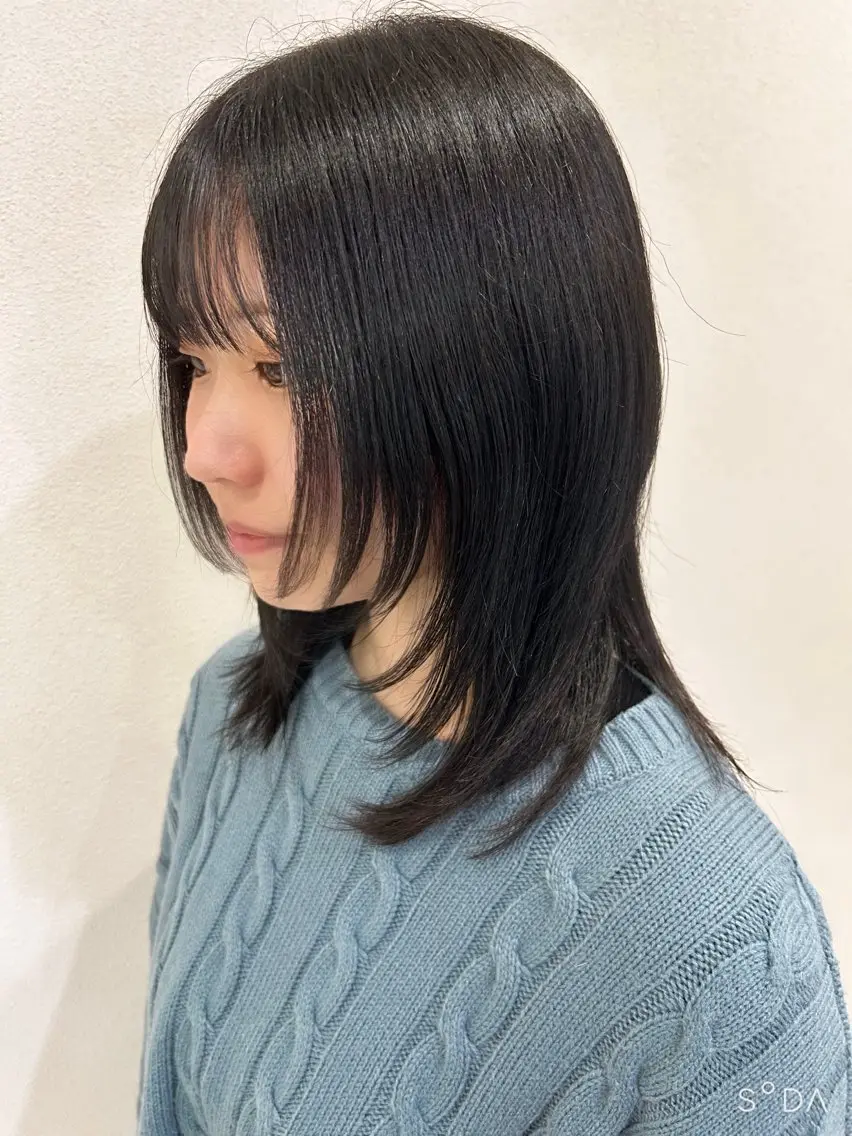 ミディアム 西郷 友菜のヘアスタイル