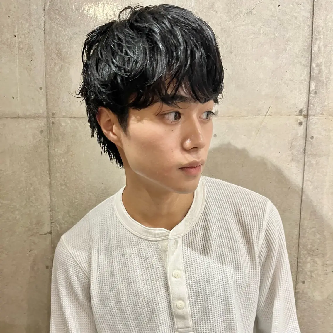 メンズ メンズブリーチ メンズハイライト メンズインナーカラー メンズ韓国風 メンズパーマ Shibata Mizukiのヘアスタイル
