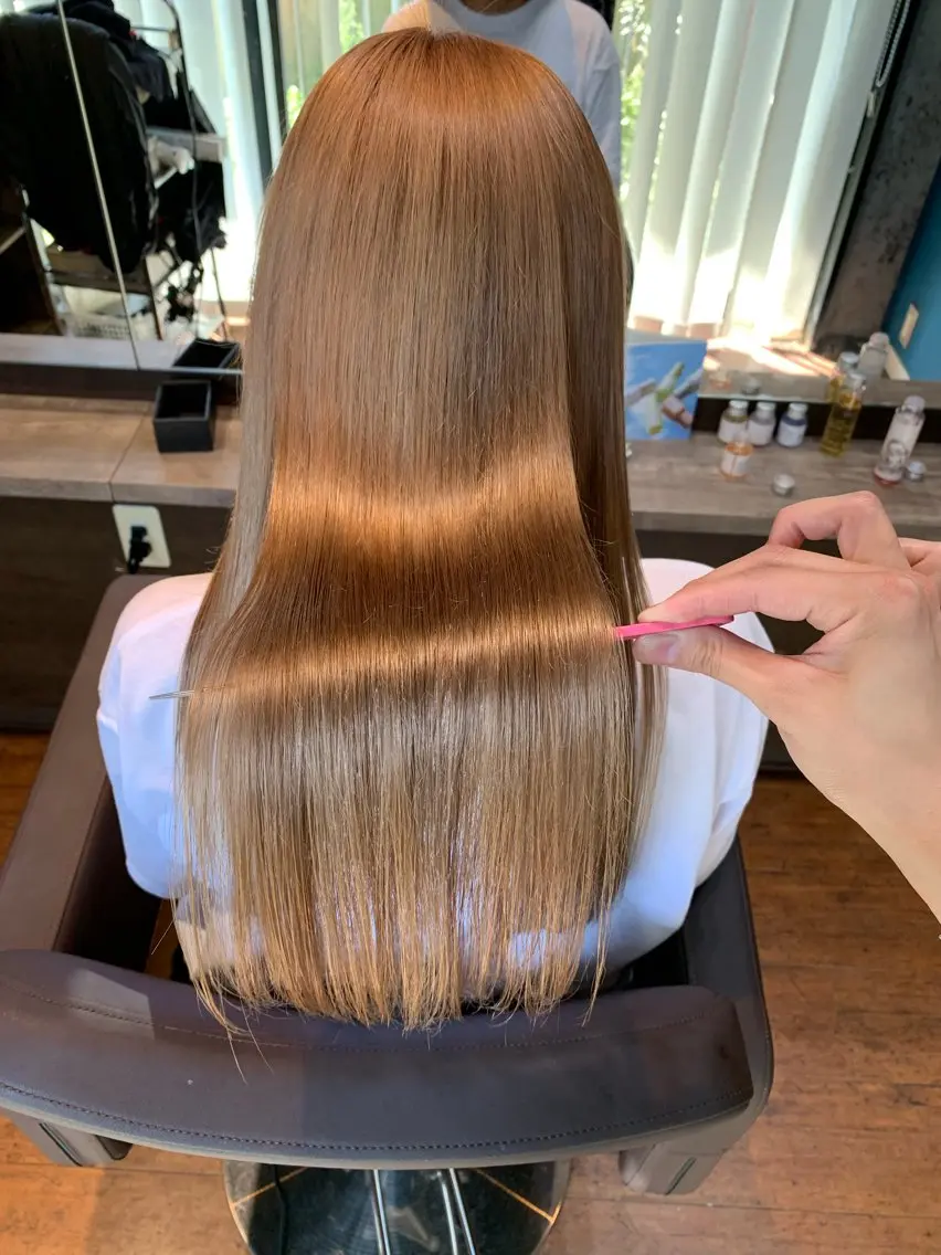 縮毛矯正 N°Elune みゆきのヘアスタイル